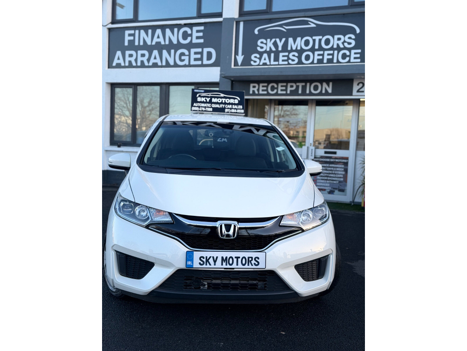 2016 Honda Fit  €11,390