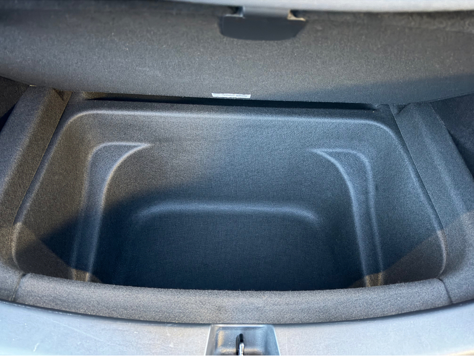 2023 Tesla Model Y - image 21