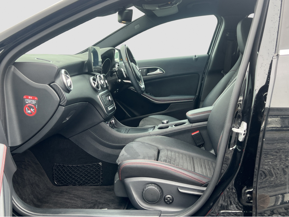 2017 Mercedes-Benz A Class 2017 Mercedes-Benz A-Class A180 AMG Sport Automatic €17,950