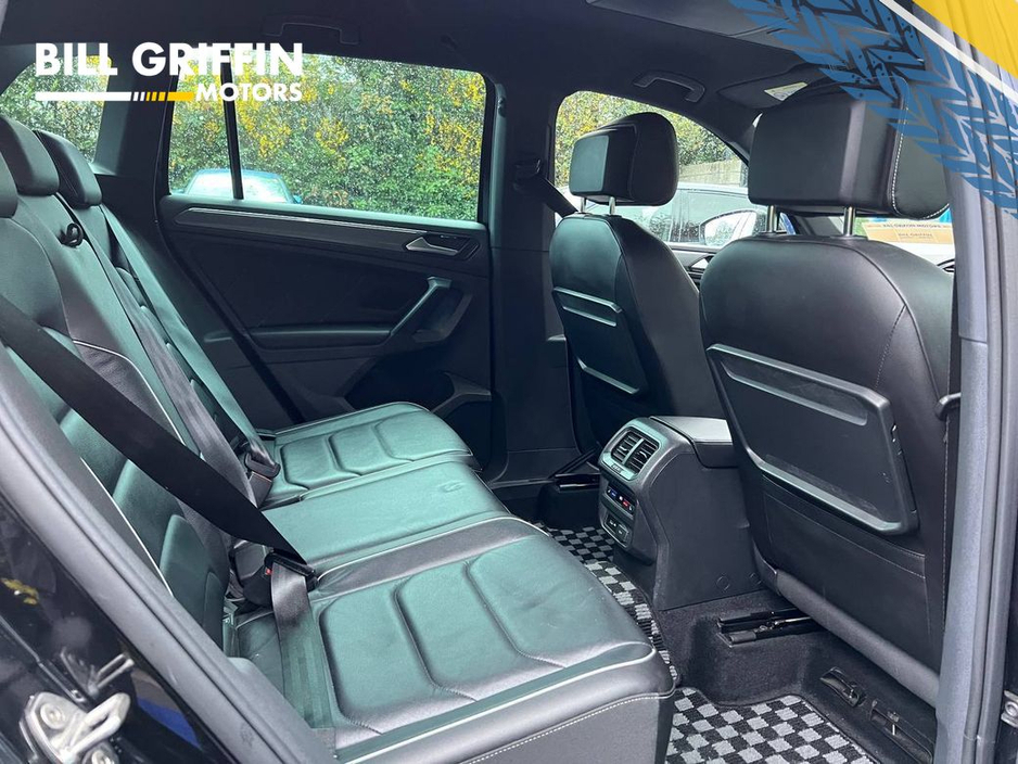 2018 Volkswagen Tiguan - image 8