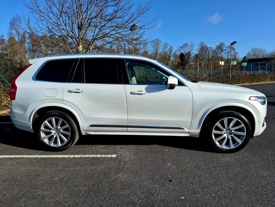 2017 Volvo XC90 - image 14