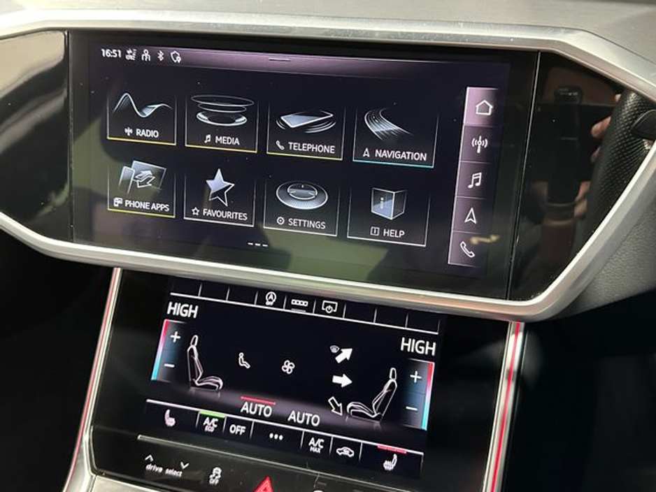 2022 Audi A6 - image 14