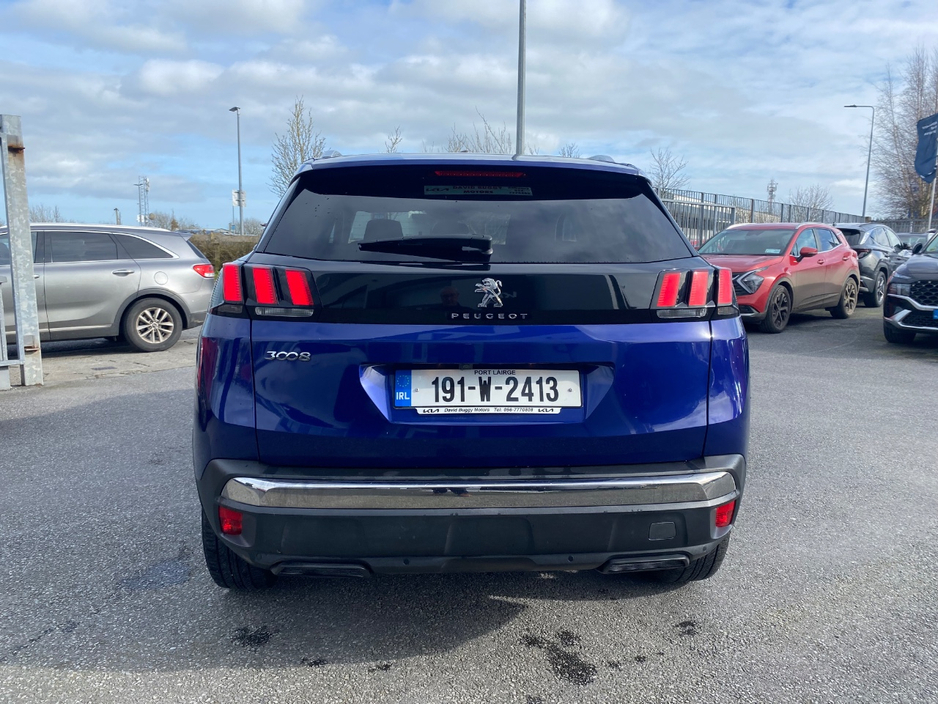 2019 Peugeot 3008 - image 8