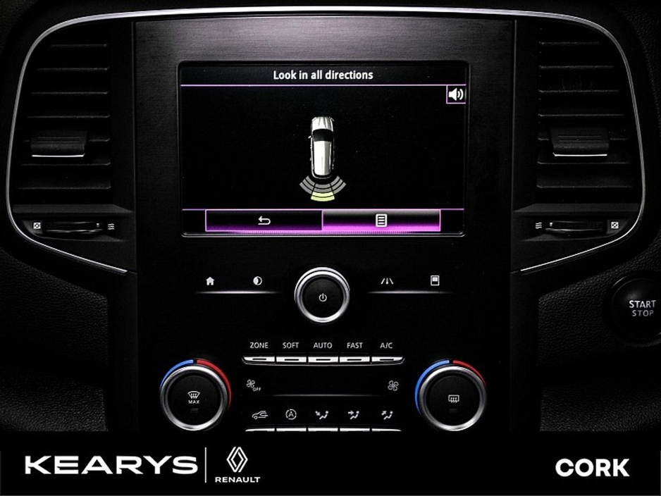 2020 Renault Megane - image 28