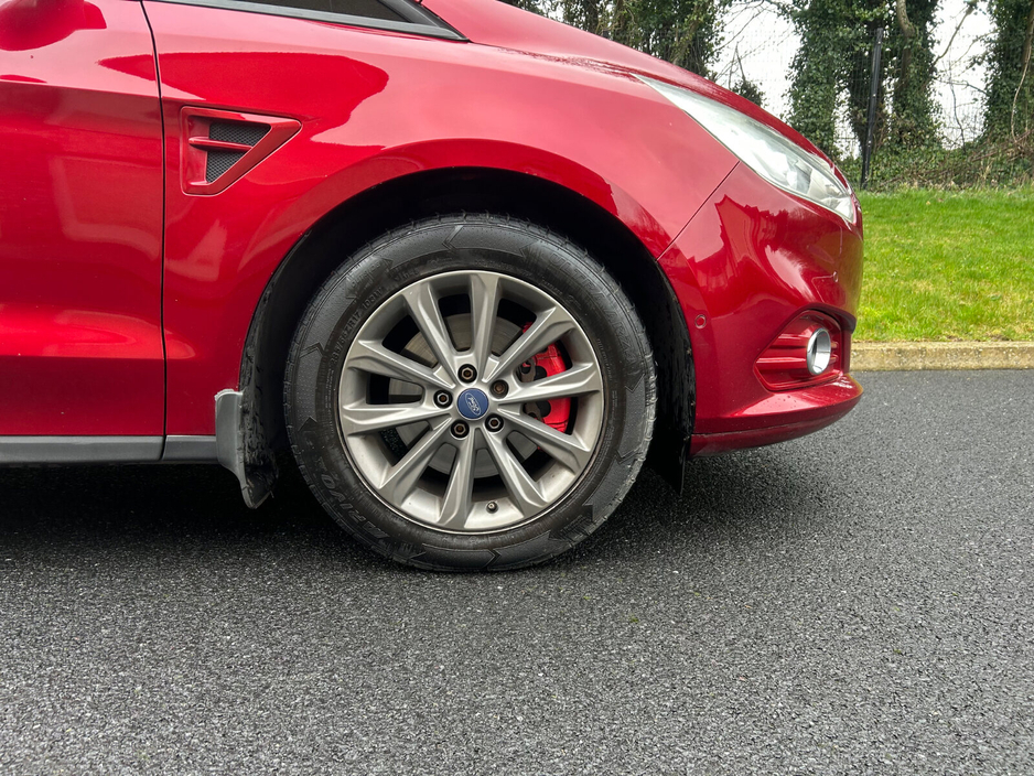 2016 Ford S-Max - image 3