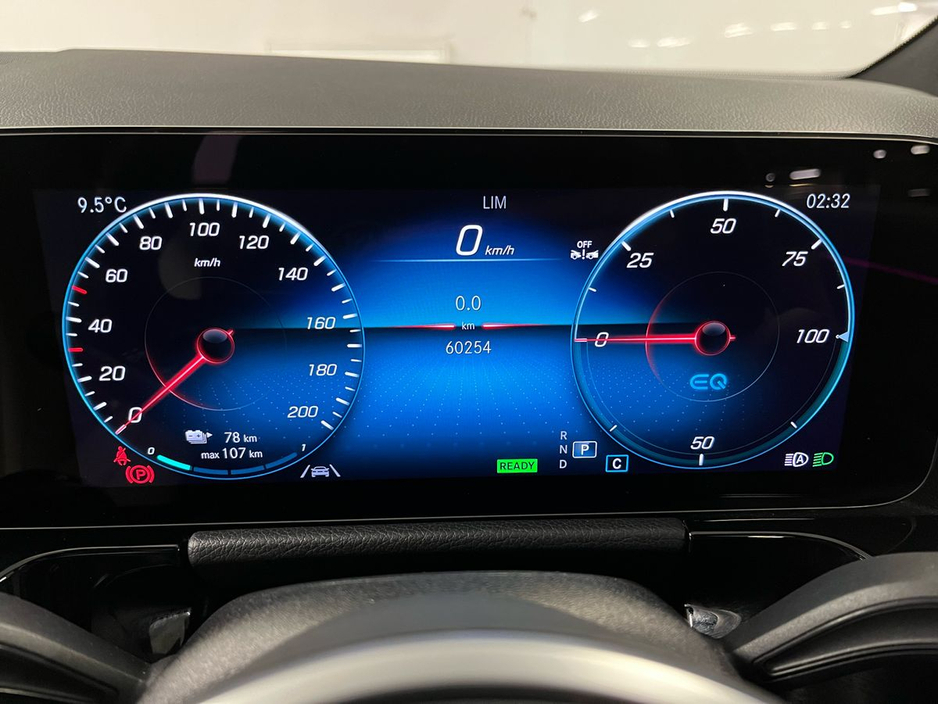 2022 Mercedes-Benz EQA - image 9