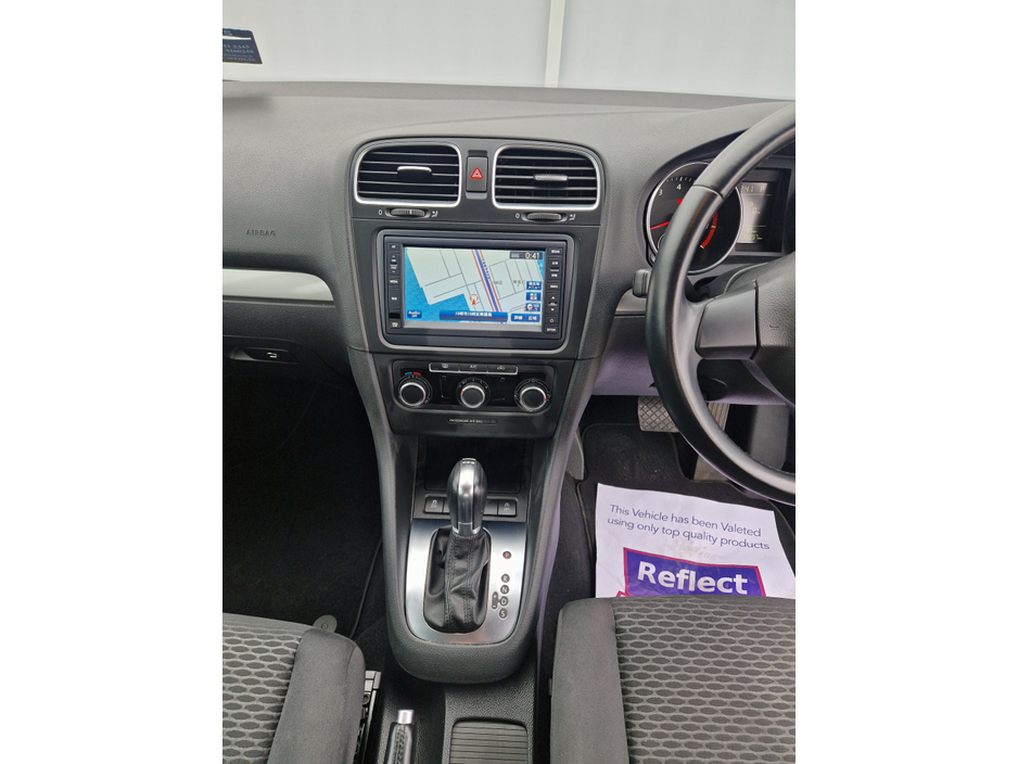 2012 Volkswagen Golf - image 16