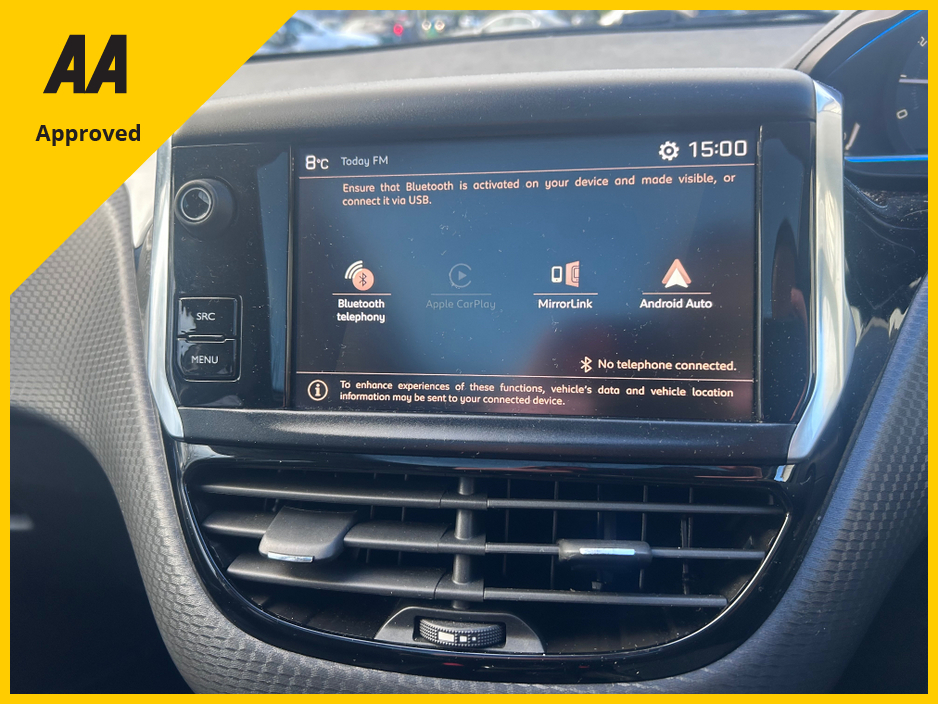 2019 Peugeot 2008 2019 PEUGEOT 2008 1.2 PETROL AUTO PAN ROOF €13,950