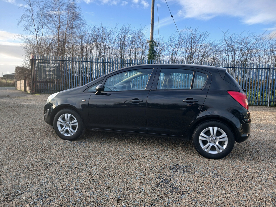 2012 Opel Corsa - image 5