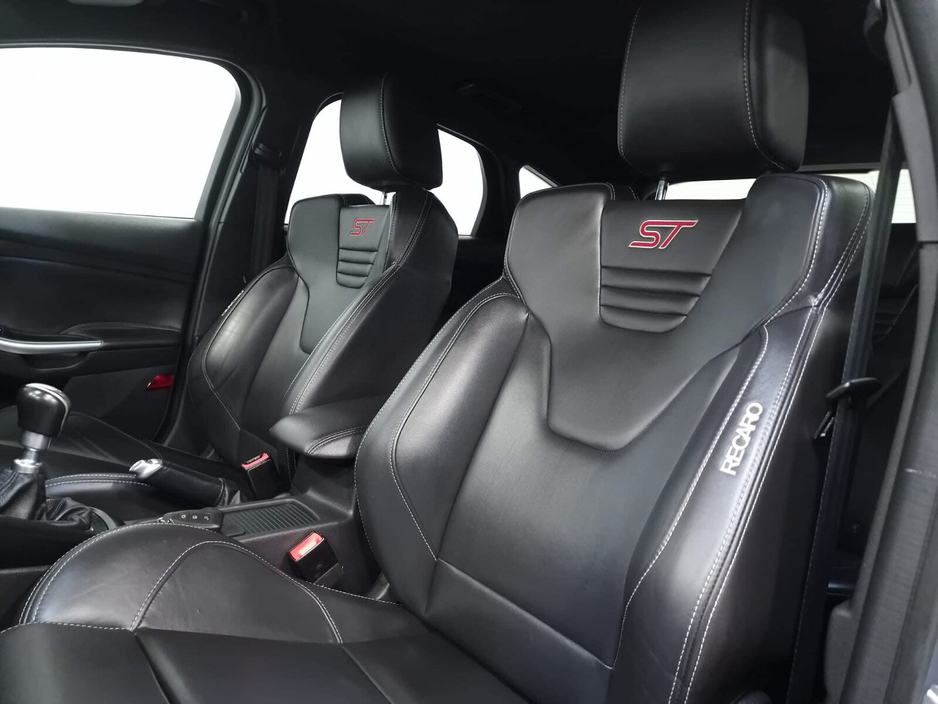 2015 Ford Focus 2.0 EcoBoost 250PS ST2 €18,950