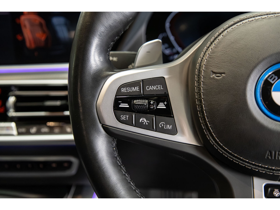 2022 BMW X5 - image 15