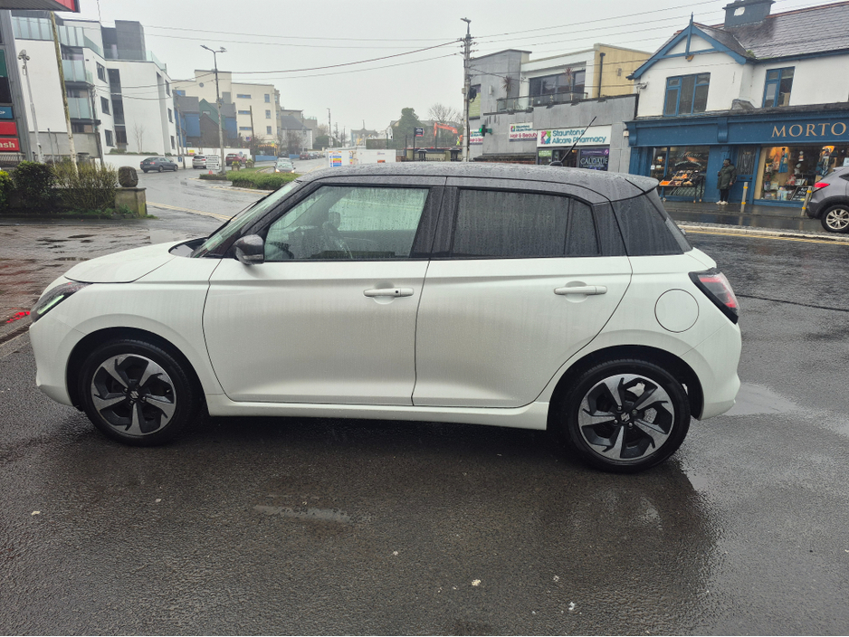 2025 Suzuki Swift - image 5