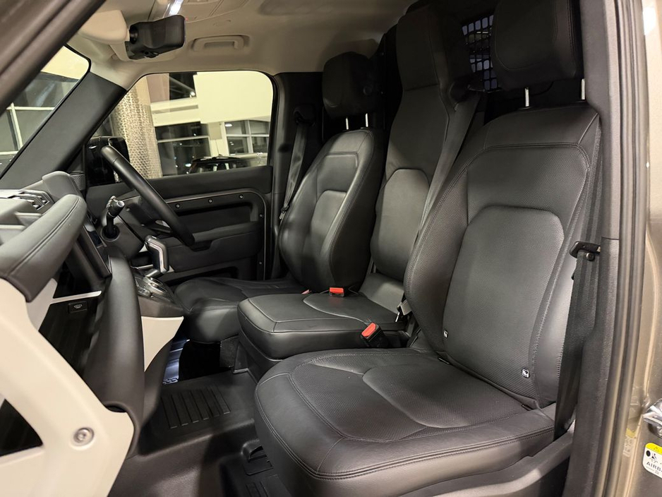 2023 Land Rover Defender 3.0 D300 SE COMMERCIAL 3 SEATER N1=LOW MILES//HUGE SPEC//1 OWNER=FULL LAND ROVER SERVICE HISTORY=TAILORED FINANCE PACKAGES AVAILABLE=TRADE IN'S WELCOM €59,995