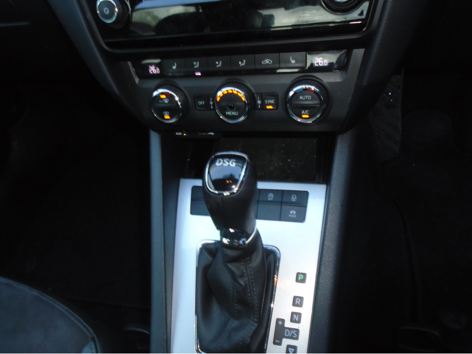 2016 Skoda Octavia 1.4 TSI SE L 150PS 5DR AUTO €11,999