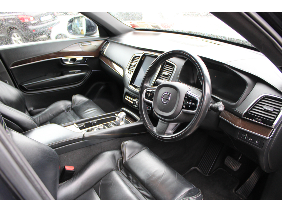 2019 Volvo XC90 - image 6