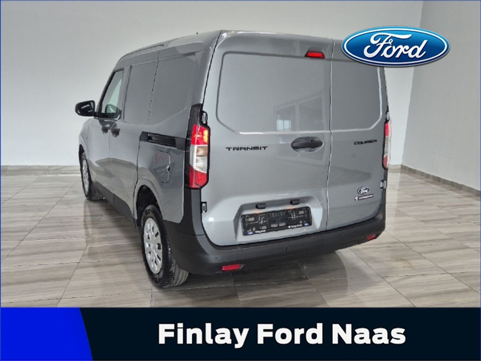 2026 Ford Courier - image 3