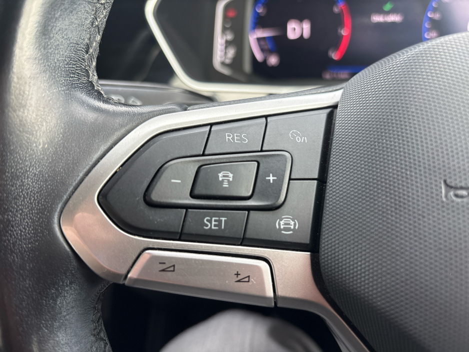 2020 Volkswagen T-Cross - image 19