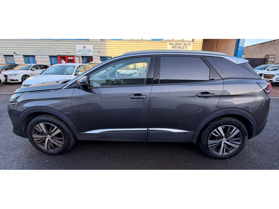 2022 Peugeot 3008 F/L ALLURE VAN €19,995