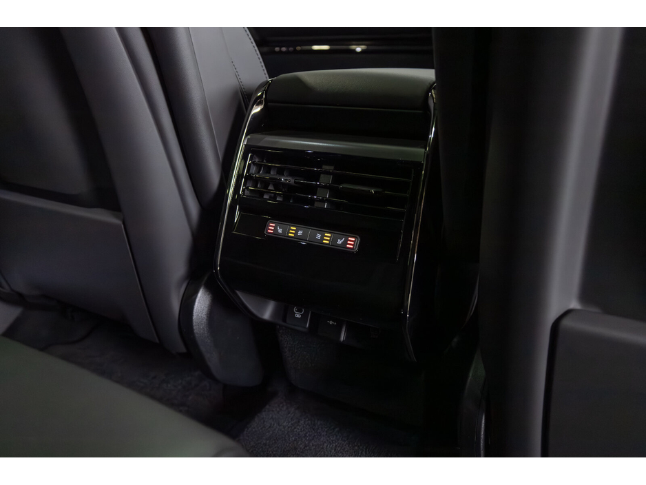 2026 Land Rover Range Rover Sport 3.0 Si4 PHEV 460PS AWD Auto Dynamic SE €135,950