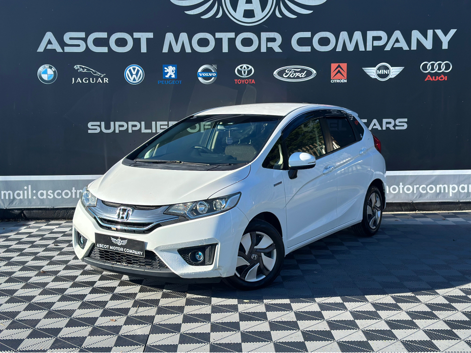 2015 Honda Fit - image 2