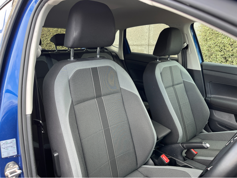 2020 Volkswagen Polo - image 11