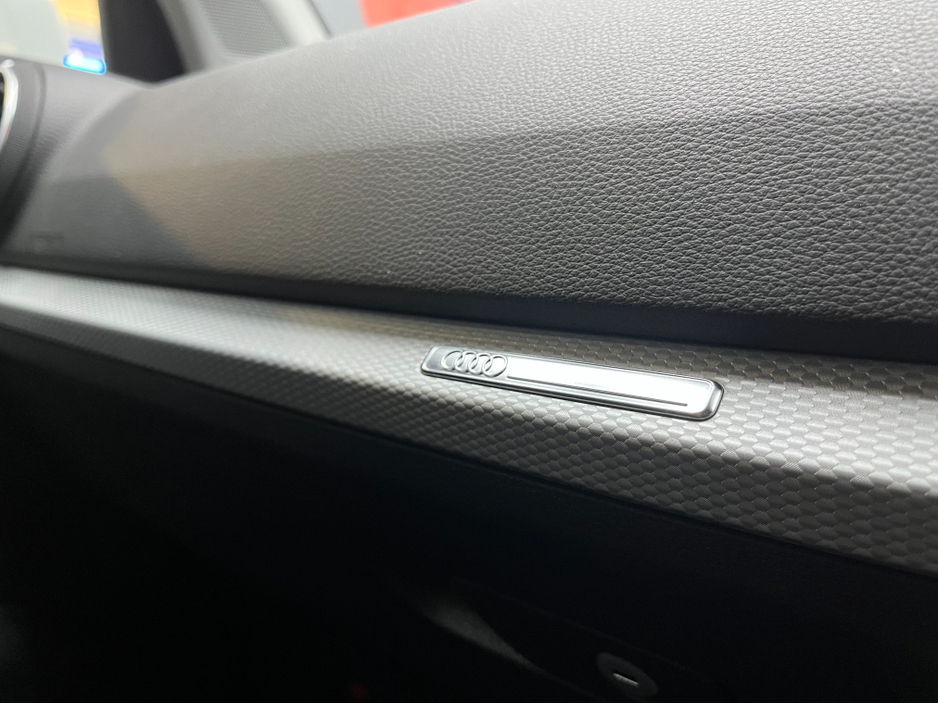 2024 Audi Q2 €36950 2024 AUDI Q2 35TDI ADVANCED 2.0 AUTOMATIC / CRUISE CONTROL / REVERSE CAMERA / HEATED SEATS / APPLE CARPLAY €36,950