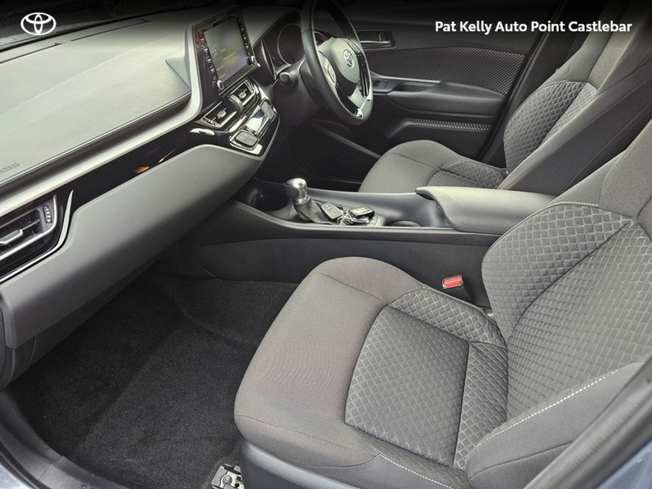 2021 Toyota C-HR - image 6