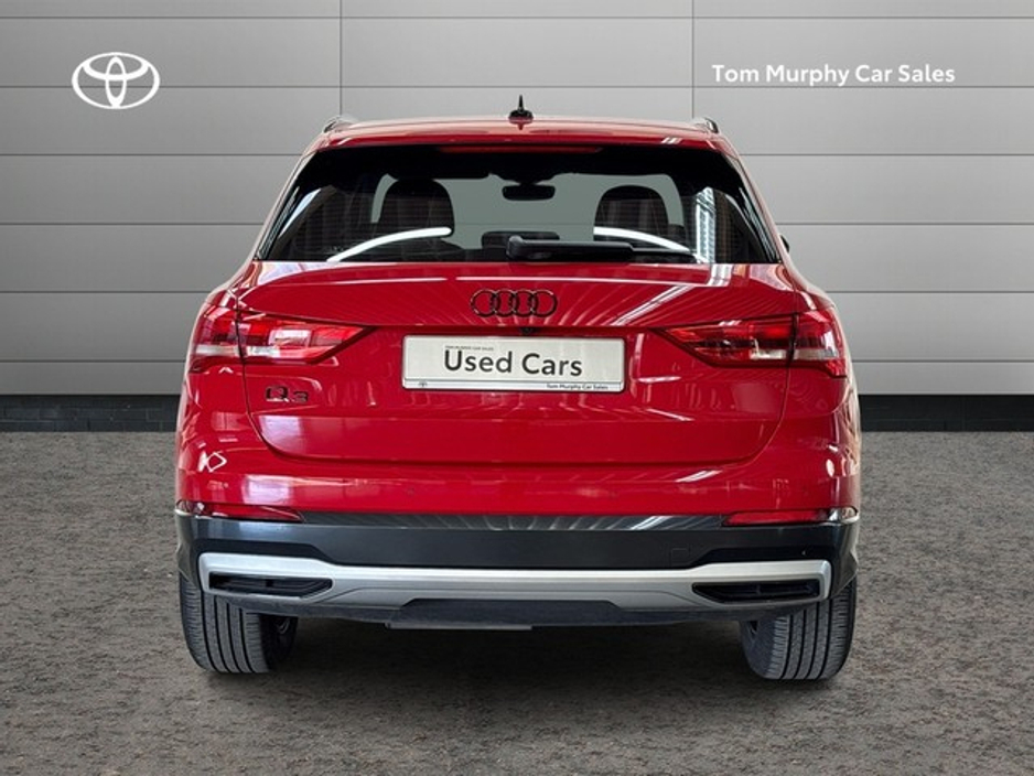 2025 Audi Q3 - image 4