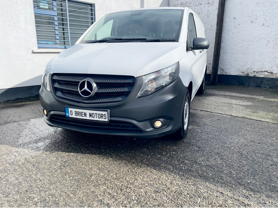 2023 Mercedes-Benz Vito - image 35