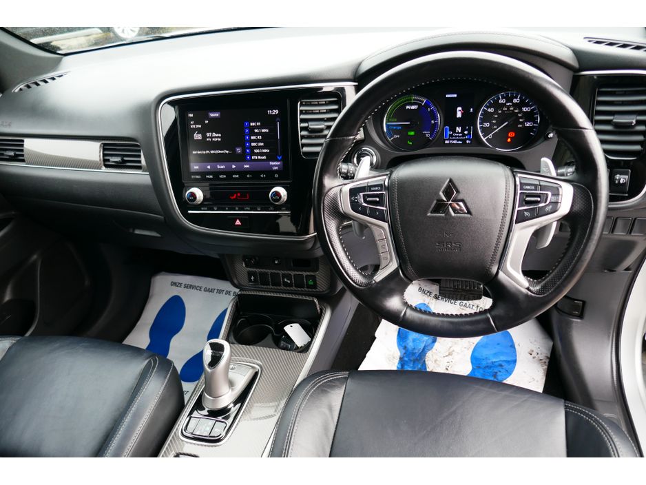 2020 Mitsubishi Outlander 2.4 DYNAMICS PHEV 221 €23,500