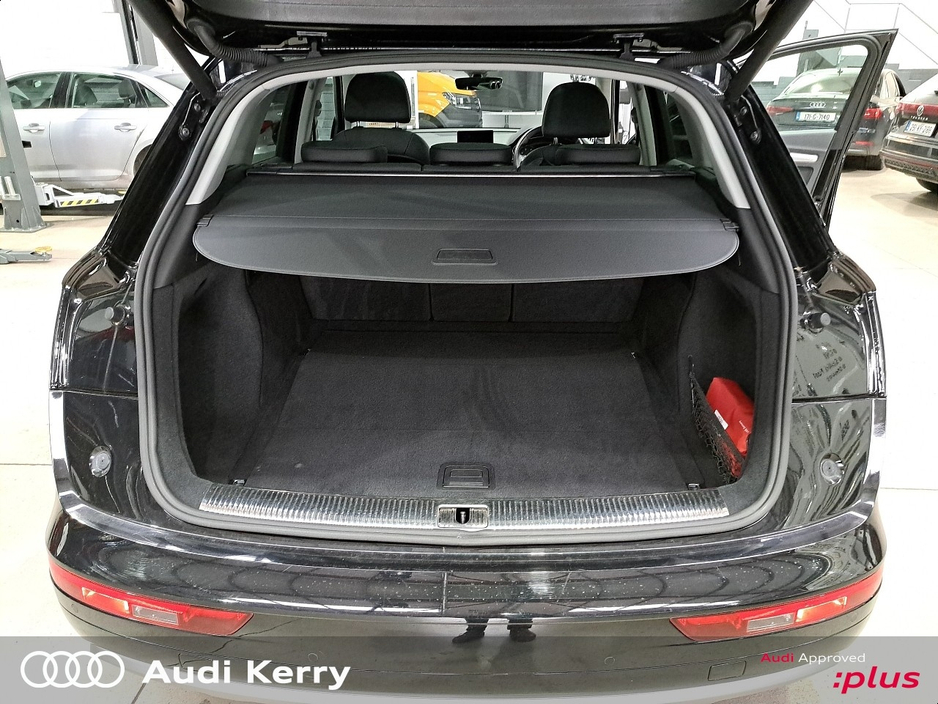 2020 Audi Q5 - image 24