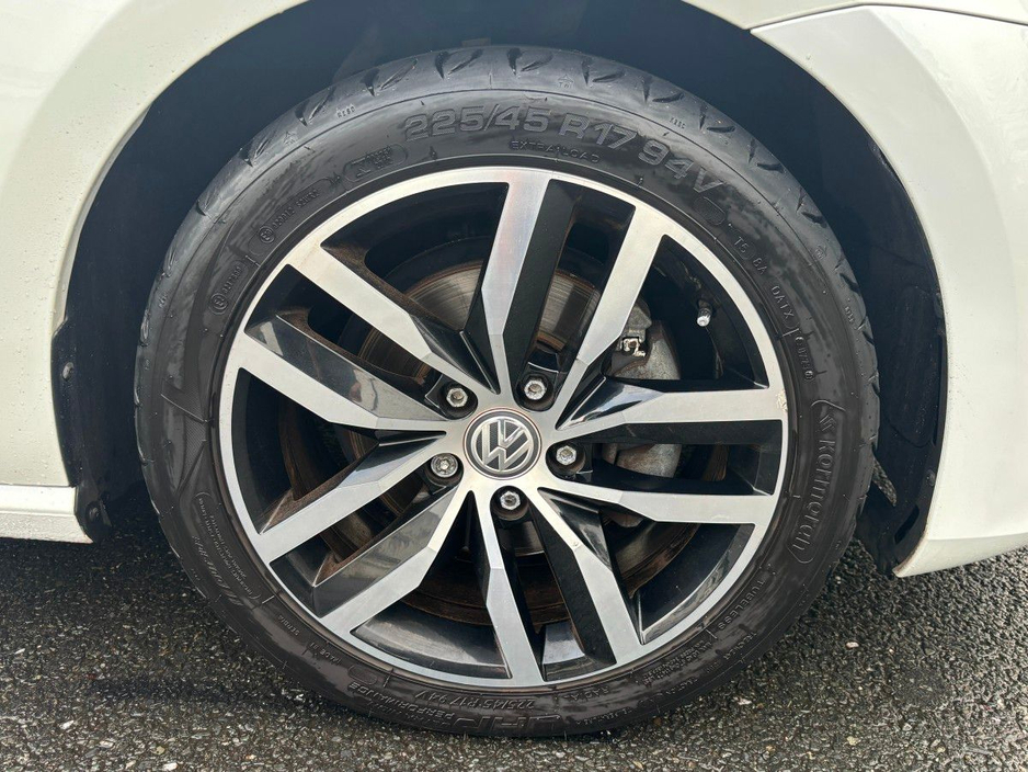 2017 Volkswagen Golf 1.4 HIGHLINE PETROL AUTO 12 MONTH WARRANTY €15,995