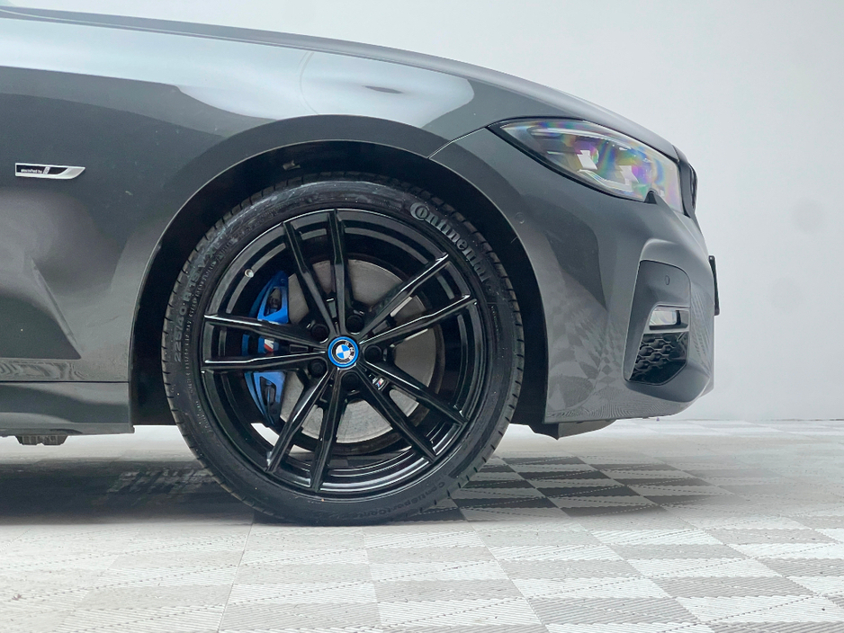 2022 BMW 3 Series 330E M SPORT PRO EDITION €29,990