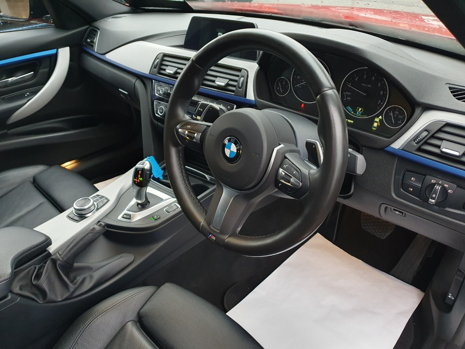 2018 BMW 3 Series - image 8