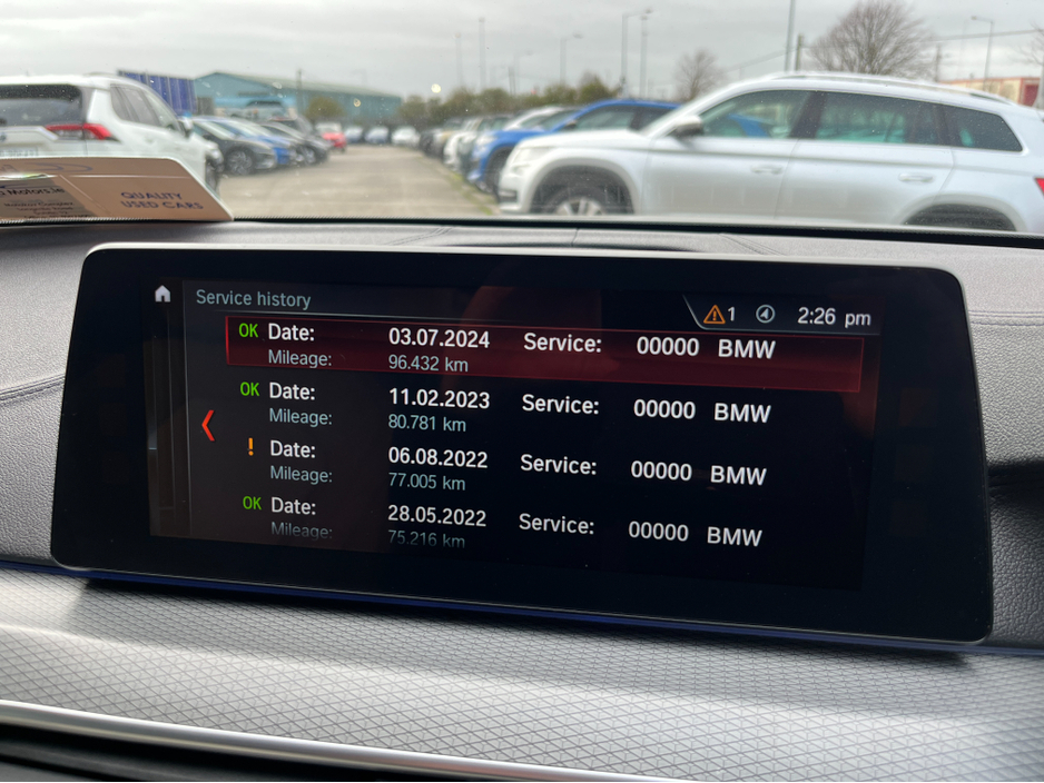 2018 BMW 5 Series - image 24