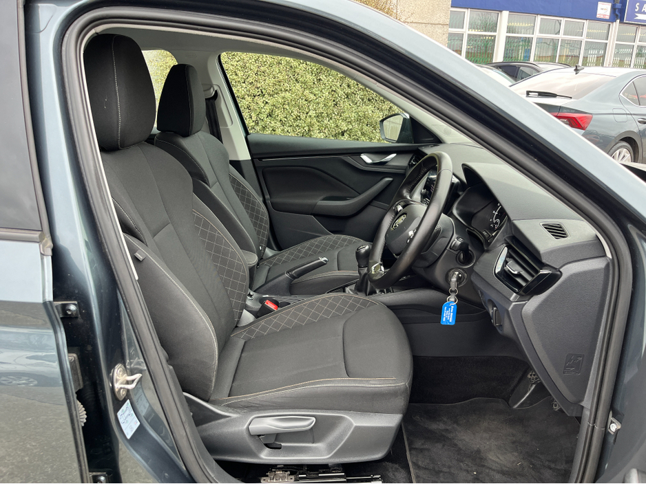 2021 Skoda Kamiq - image 10