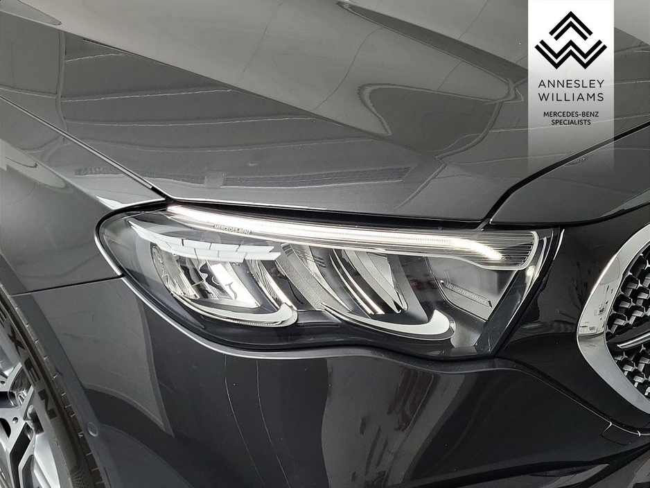 2025 Mercedes-Benz E Class - image 3