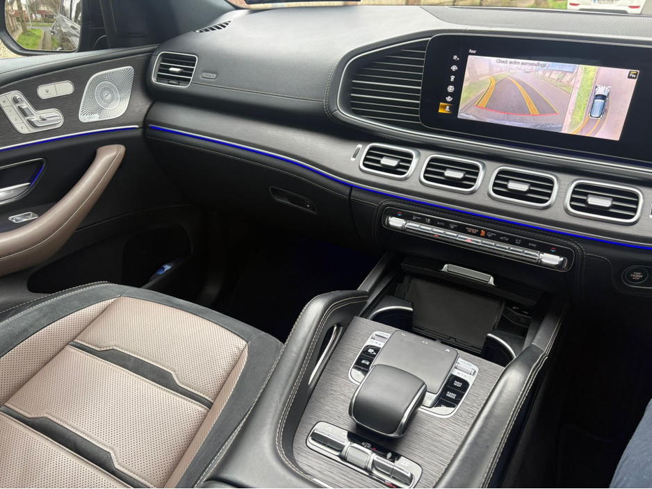 2020 Mercedes-Benz GLE Class - image 4