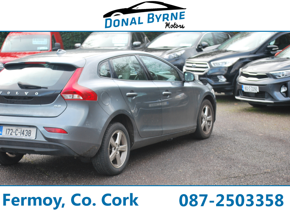 2017 Volvo V40 D2 MOMENTUM ED 5DR €13,950