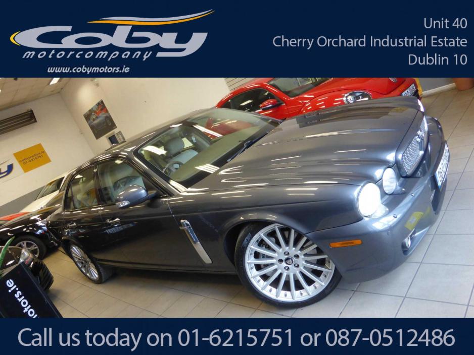 2006 Jaguar XJR 4.2 SUPERCHARGED V8 4DR AUTO 405 BHP. Stunning car with 2 Keys, Heated Seats, MFSW, SAT NAV, Dual Climate Control, Leather Seats, Interior Wood Finish, and Much Much More. €24,950