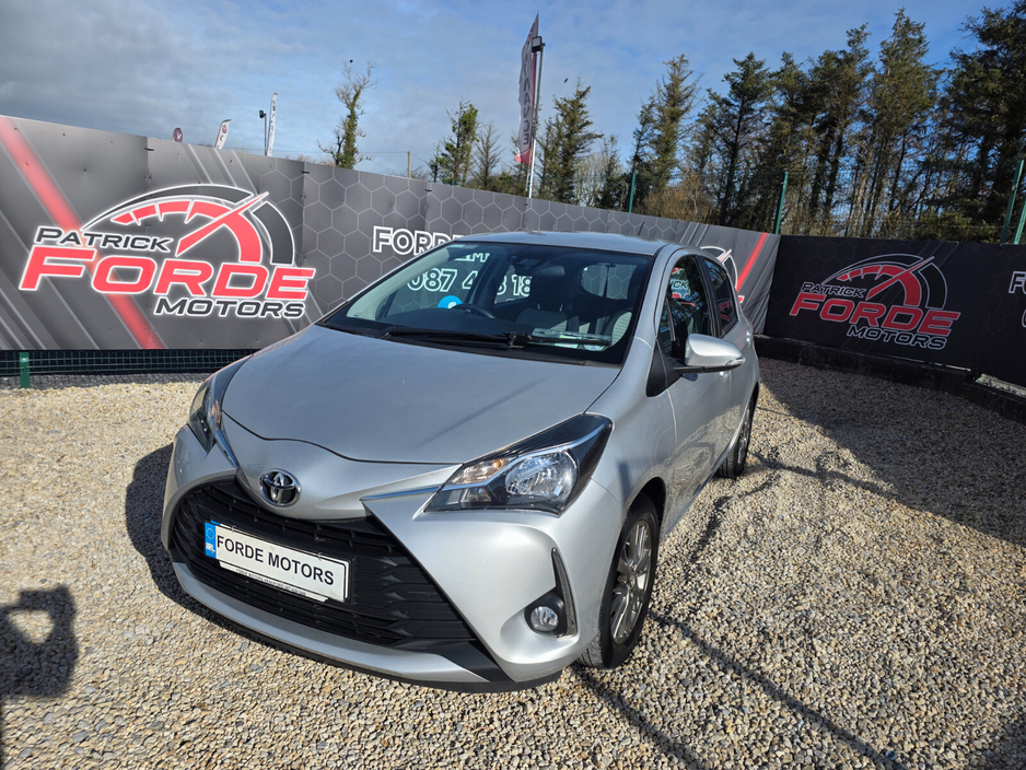 2019 Toyota Yaris - image 2