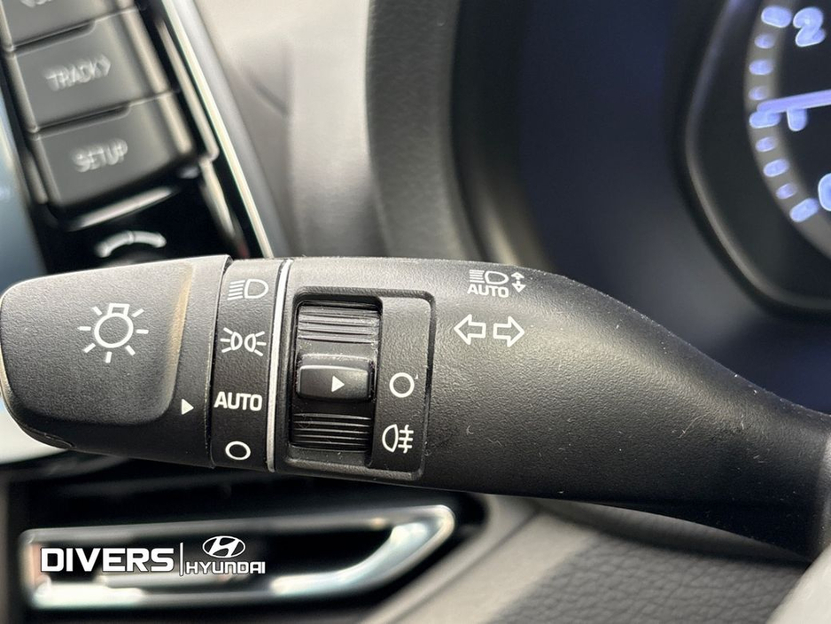 2023 Hyundai i30 - image 16