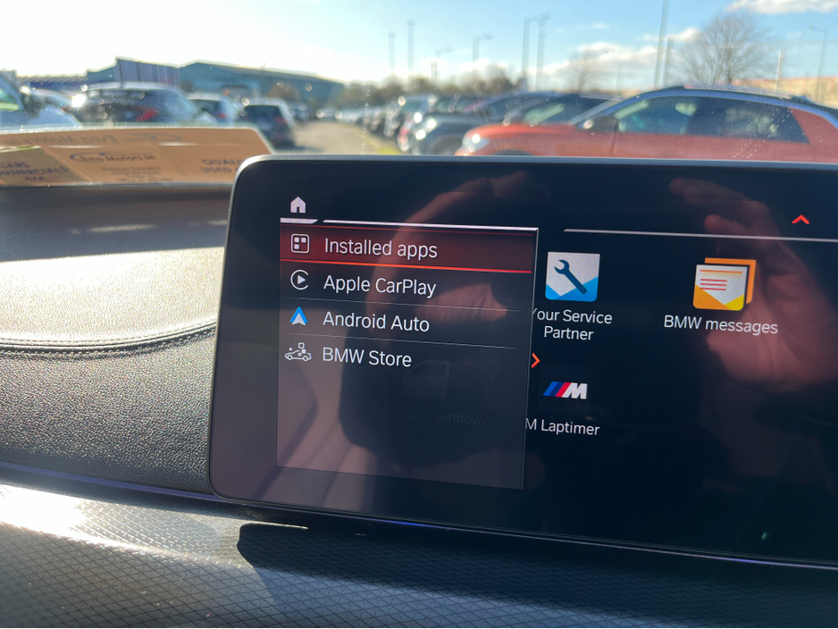 2021 BMW 5 Series - image 20