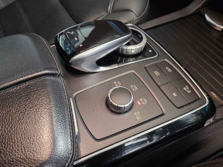 2018 Mercedes-Benz GLE Class - image 12