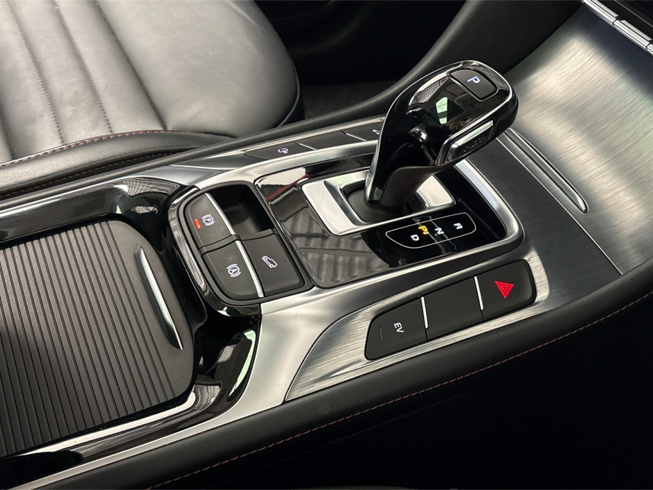 2022 MG HS - image 16