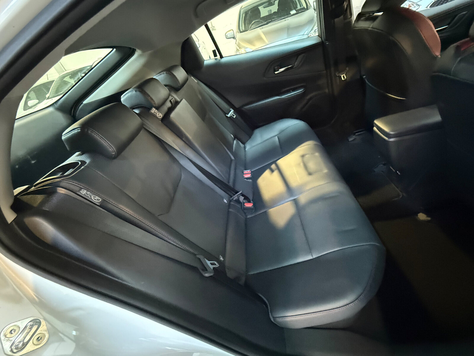 2023 Toyota Prius - image 34