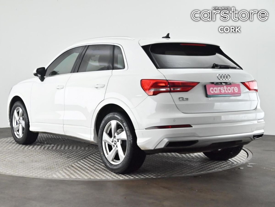 2021 Audi Q3 - image 3