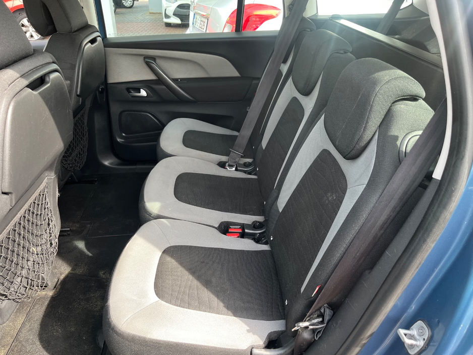 2016 Citroen C4 Picasso - image 6