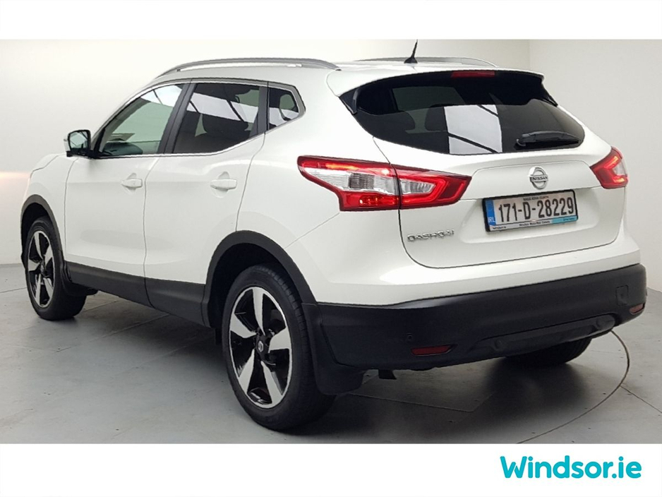2017 Nissan Qashqai 1.2 PET SV PREMIUM €17,995