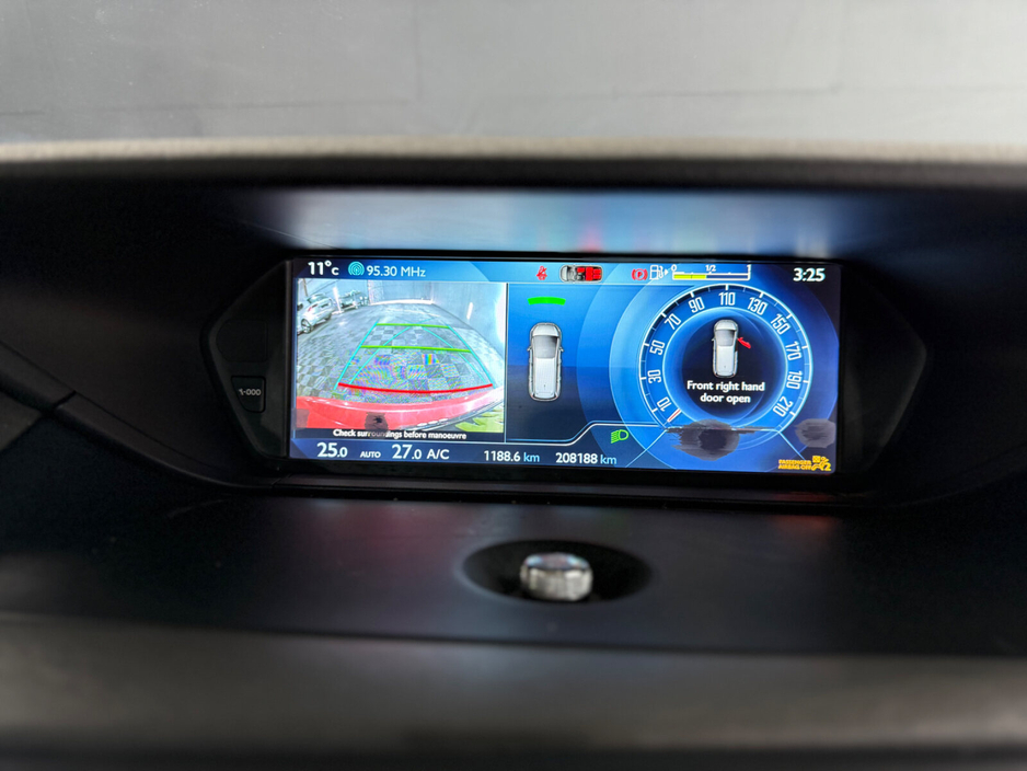 2015 Citroen C4 e-HDi 115 Airdream 6-spd man EXCLUSIVE €6,950